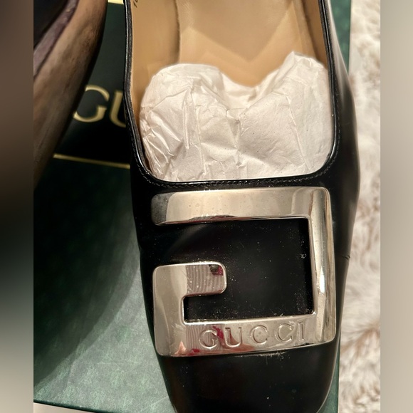Vintage Gucci Decollete Silver Buckle Shoe - Picture 3 of 7